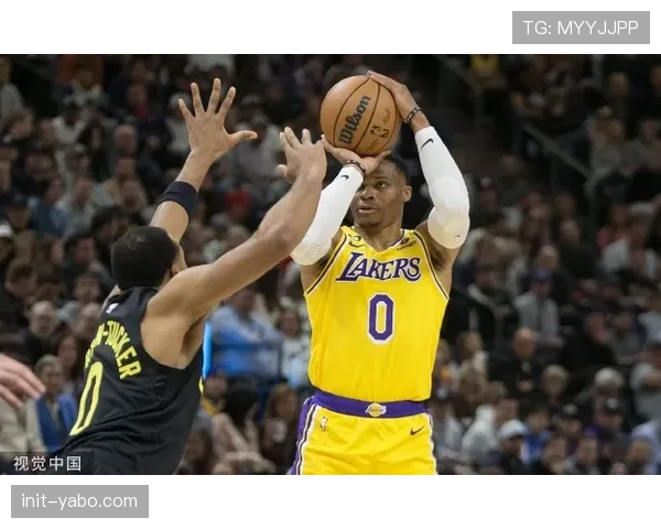 湖人爵士收官战：马尔卡宁领衔8人缺阵，紫金军团遇“最强”减压良机